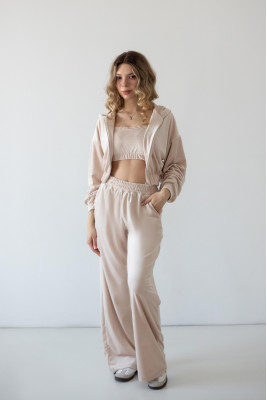 Костюм жіночий